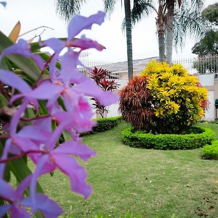 Urdesa Suites Hotel Guayaquil Dış mekan fotoğraf