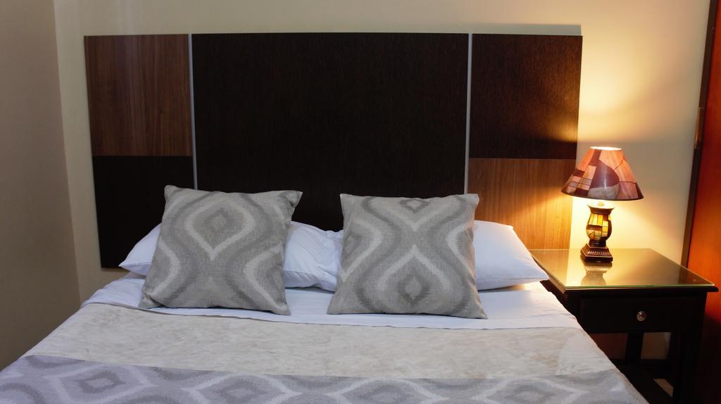 Urdesa Suites Hotel Guayaquil Dış mekan fotoğraf